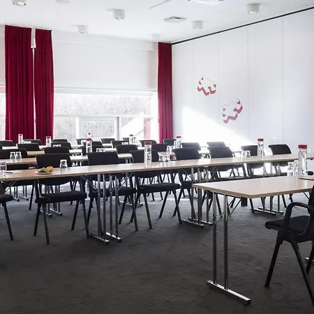 Scandic Ost מלון