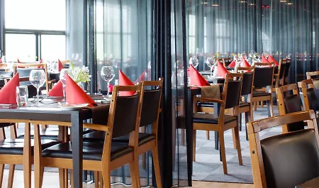 מלון Scandic Ost 4*